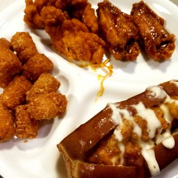 Wings Over Columbus - Full meal - Chicken Wings Near Me - Upper Arlington, Ohio