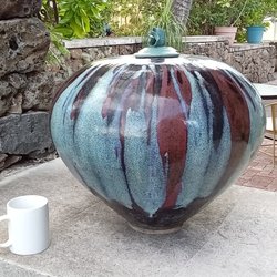 Hostel Honolulu - Handmade very old ceramic on hostel grounds.