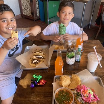 Que Onda Tacobar - Tacos Near Me - Pinole, California Que Onda Tacobar - Tacos Near Me - Pinole, California