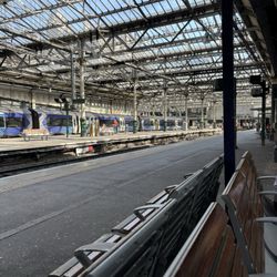 Manchester Oxford Road Railway Station - On the platform