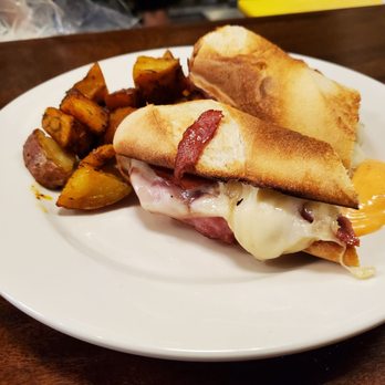 Cafe Bonjour - Croque Monsieur Baguette - Breakfast & Brunch Near Me - Boston, Massachusetts