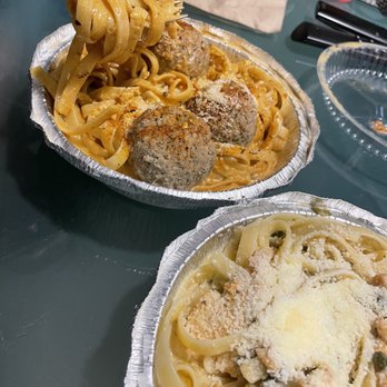 Gabriellino Pasta - Chicken with Creamy Lemon Caper sauce & meatballs with Cajun sauce - Pasta Shops Near Me - Los Angeles, California Gabriellino Pasta - Chicken with Creamy Lemon Caper sauce & meatballs with Cajun sauce - Pasta Shops Near Me - Los Angeles, California