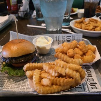 Hudson Grille - Little 5 Points - Hamburger, tater tots and fries. - Sports Bars Near Me - Atlanta, Georgia Hudson Grille - Little 5 Points - Hamburger, tater tots and fries. - Sports Bars Near Me - Atlanta, Georgia