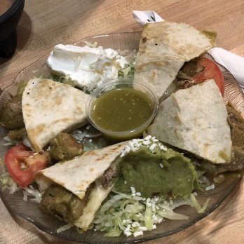 Las Casuelas - Fiesta Nachos w/ Chile Verde - Mexican Near Me - Ripon, California