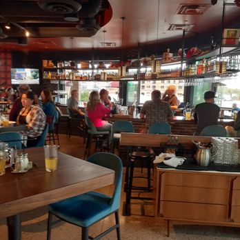 Federal Pizza - Tatum Blvd - Pizza Near Me - Phoenix, Arizona