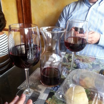 Victoria's - $10 1/2 carafe.... We didn't enjoy the red (not merlot) but the white was great! - French Near Me - Oxford, Michigan Victoria's - $10 1/2 carafe.... We didn't enjoy the red (not merlot) but the white was great! - French Near Me - Oxford, Michigan