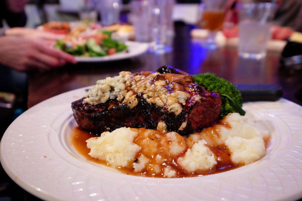 APPALACHIA KITCHEN Updated October 2024 106 Photos & 144 Reviews 5811 Snowshoe Dr