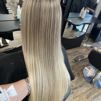 Alexander Salon - Hair Salons Near Me - Brookline, Massachusetts
