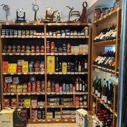 Zaporejai - Buy some conservas and wine, too