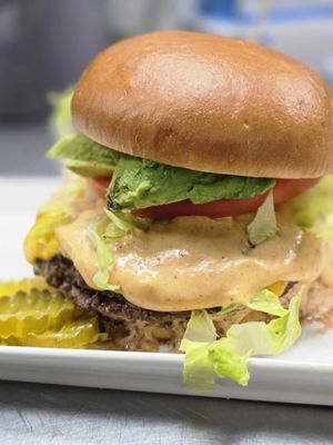 Da Burger Wing Hub by null