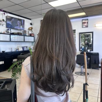 Dzung's Beauty Salon - Haircut from back - Hair Salons Near Me - Reseda, California Dzung's Beauty Salon - Haircut from back - Hair Salons Near Me - Reseda, California