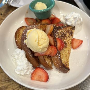 Farmer's Table - Berries French Toast - New American Near Me - La Mesa, California Farmer's Table - Berries French Toast - New American Near Me - La Mesa, California