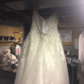 David's Bridal - 1 bustle. Simple and classy - Bridal Near Me - Mississauga, Ontario David's Bridal - 1 bustle. Simple and classy - Bridal Near Me - Mississauga, Ontario