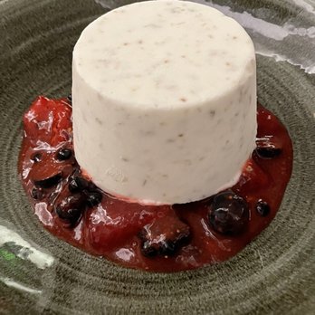 Alle Darsene di Loppia - Elderflower parfait with berries - Italian Near Me - Bellagio, Colorado