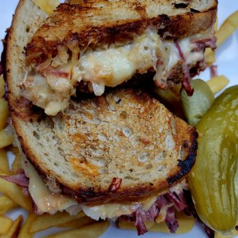 Hector's Bistro - Grilled Ruben - Burgers Near Me - South Amboy, New Jersey