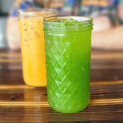 Rickshaw - Kale, Cucumber Lemonade (SSSOOOO GOOOODDD) and Thai Iced Tea