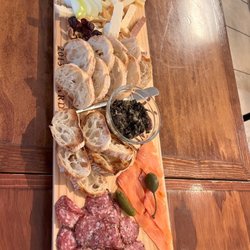 Accent on Wine - The pick 5 board