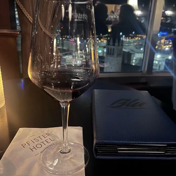 Blu - Lounges Near Me - Milwaukee, Wisconsin