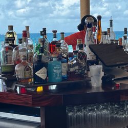Salt Shack - Bar setup