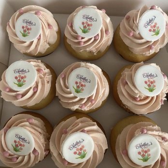 Dolled Up Cupcakes - Desserts Near Me - Mississauga, Ontario Dolled Up Cupcakes - Desserts Near Me - Mississauga, Ontario