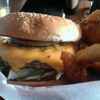 Tiki Bar - Old school cheeseburger with grilled onions - Tiki Bars Near Me - Costa Mesa, California Tiki Bar - Old school cheeseburger with grilled onions - Tiki Bars Near Me - Costa Mesa, California