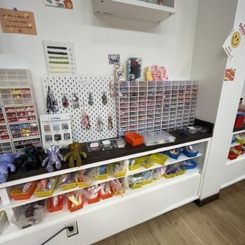 Tuft Tuft - Accessories Near Me - Tysons Corner, Virginia