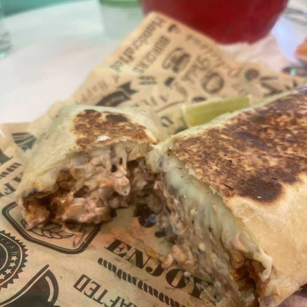 El Azul Taqueria - Grilled Chicken Burrito ($14) - Tacos Near Me - Honolulu, Hawaii