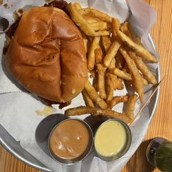 Creatwood Tavern - The Devil's Chicken