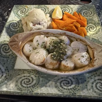 The Upper Deck - My scallops were so yummy! - New American Near Me - Southwest Harbor, Maine