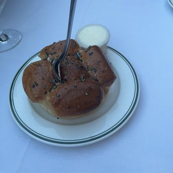 Smith & Wollensky - Wellesley - Bread - Steakhouses Near Me - Wellesley, Massachusetts Smith & Wollensky - Wellesley - Bread - Steakhouses Near Me - Wellesley, Massachusetts