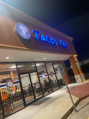 Tacos Tec by null