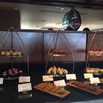 Fairmont Makati, Manila - Mirienda on the presidential suite floor - Hotels Near Me - Makati, NCR