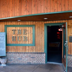 The Hub - Storefront, daytime