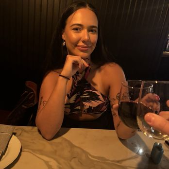 Humble Bistro - Gilbert - Dinner with friends - Pizza Near Me - Gilbert, Arizona Humble Bistro - Gilbert - Dinner with friends - Pizza Near Me - Gilbert, Arizona