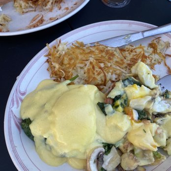 Connie's - Lulu's Benedict - Cafes Near Me - Vista, California Connie's - Lulu's Benedict - Cafes Near Me - Vista, California
