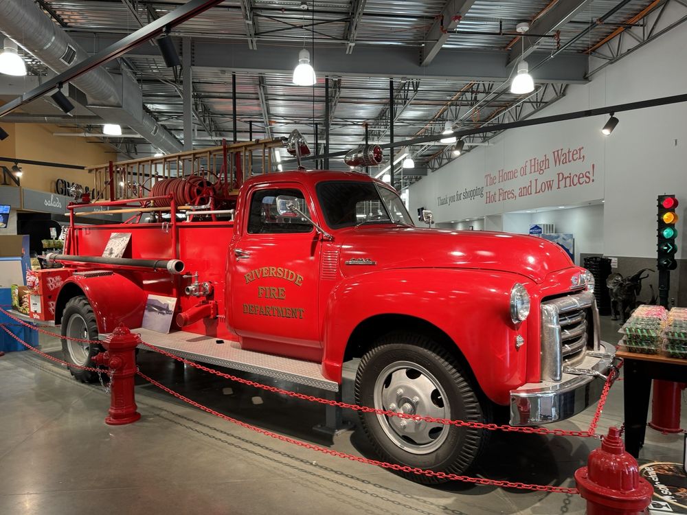 Riverside red x updated july 2025 64 photos 75 reviews 2101 nw