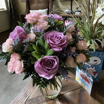 Xpressions Florist - Again this florist is beyond wonderful. I'll never shop another flower store again! - Florists Near Me - San Antonio, Texas Xpressions Florist - Again this florist is beyond wonderful. I'll never shop another flower store again! - Florists Near Me - San Antonio, Texas