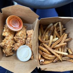 OA Donuts - 3 piece chicken tender w fries