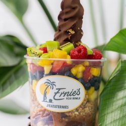 Ernie’s Acai Sunset Harbor