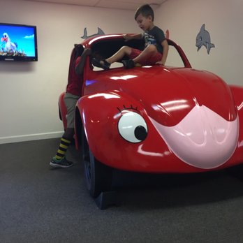 Copeland Gerald M II DMD - Car in waiting room - Pediatric Dentists Near Me - Tampa, Florida