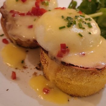 Sarabeth's West - Eggs Benedict - Breakfast & Brunch Near Me - New York, New York Sarabeth's West - Eggs Benedict - Breakfast & Brunch Near Me - New York, New York