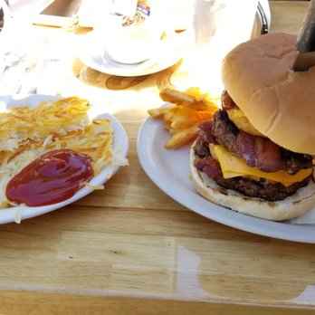 Craig's Lucky Logger Restaurant - Sports Bars Near Me - Springfield, Oregon Craig's Lucky Logger Restaurant - Sports Bars Near Me - Springfield, Oregon