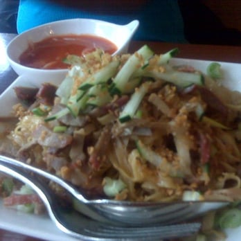 Burma Superstar - Garlic Noodles - Burmese Near Me - Alameda, California