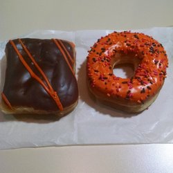 Dunkin' - Reese's Peanut Butter square and Harvest Frosted with sprinkles