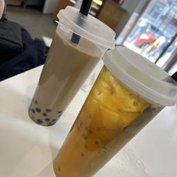 Coffee latte and passion fruit jade dew Coffee latte and passion fruit jade dew