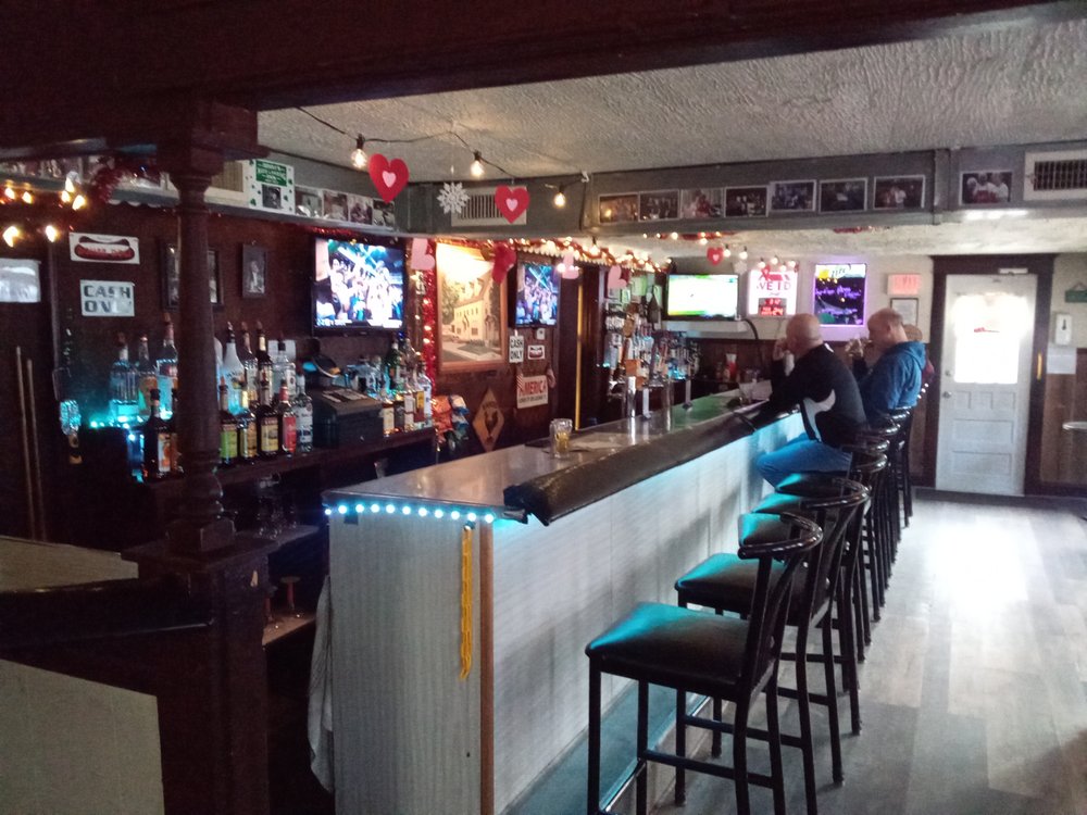 DONNY’S MAYS LANDING INN 58 Mill St, Hamilton Township, New Jersey