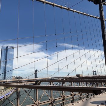 Brooklyn Bridge - Landmarks & Historical Buildings Near Me - Brooklyn, New York