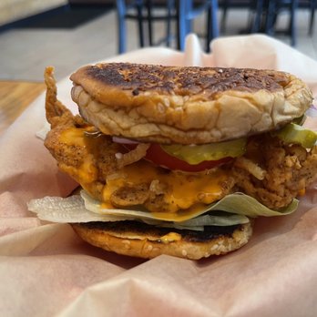 Bleu Bird Wings - Bluebird Chicken sandwich special - Chicken Wings Near Me - Gainesville, Florida