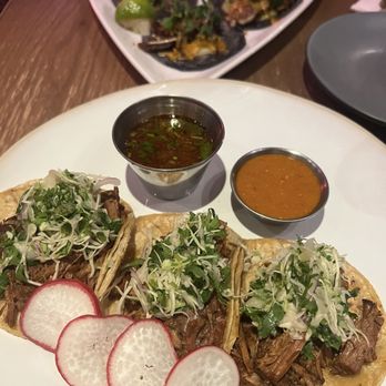 Vida Verde - BIRRIA TACOS - Cocktail Bars Near Me - New York, New York Vida Verde - BIRRIA TACOS - Cocktail Bars Near Me - New York, New York