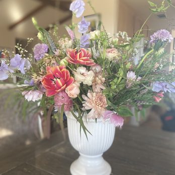 Brandi Nicole Floral Designer - Floral Designers Near Me - Temecula, California Brandi Nicole Floral Designer - Floral Designers Near Me - Temecula, California